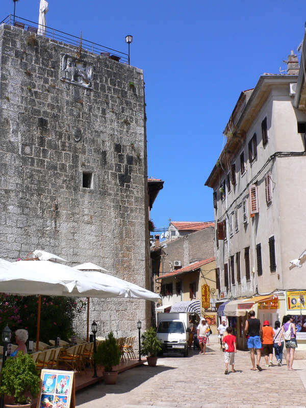Business and tourism in Porec