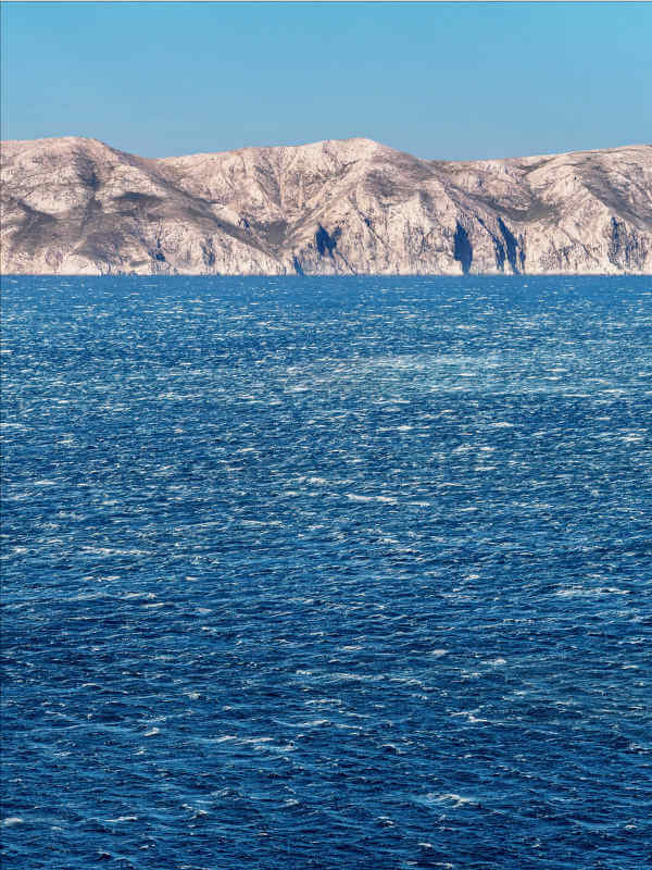 Leeward sea